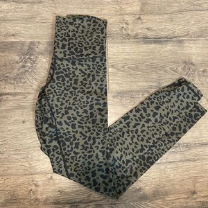 DYI High-Rise Leggings